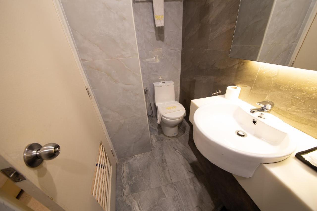 Ritzton Hotel Johor Bahru Extérieur photo