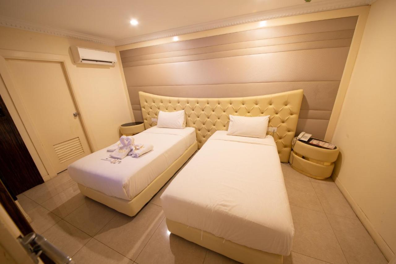 Ritzton Hotel Johor Bahru Extérieur photo