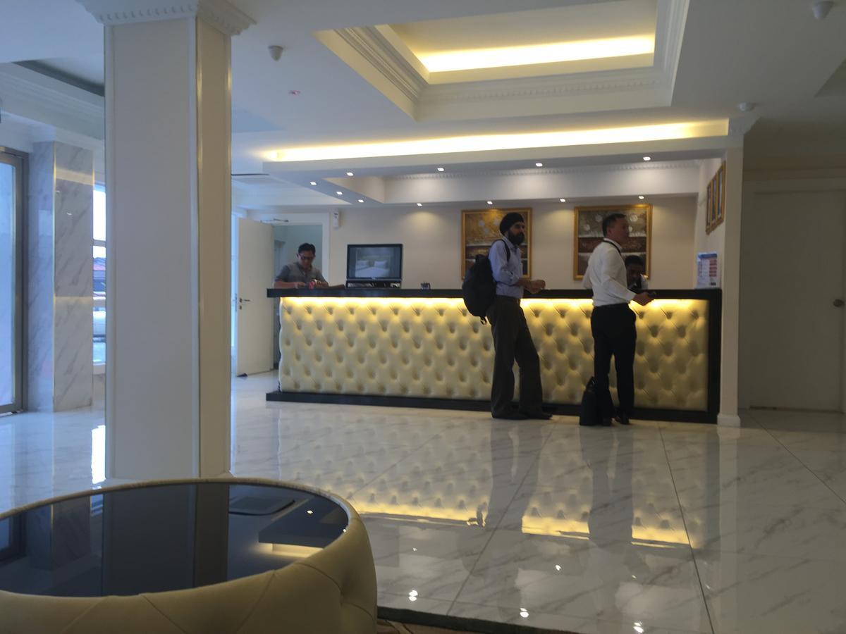 Ritzton Hotel Johor Bahru Extérieur photo