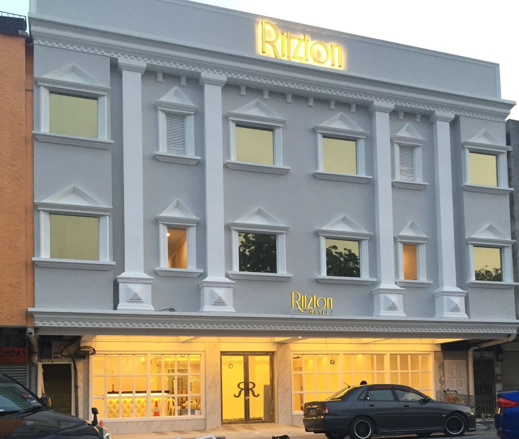 Ritzton Hotel Johor Bahru Extérieur photo