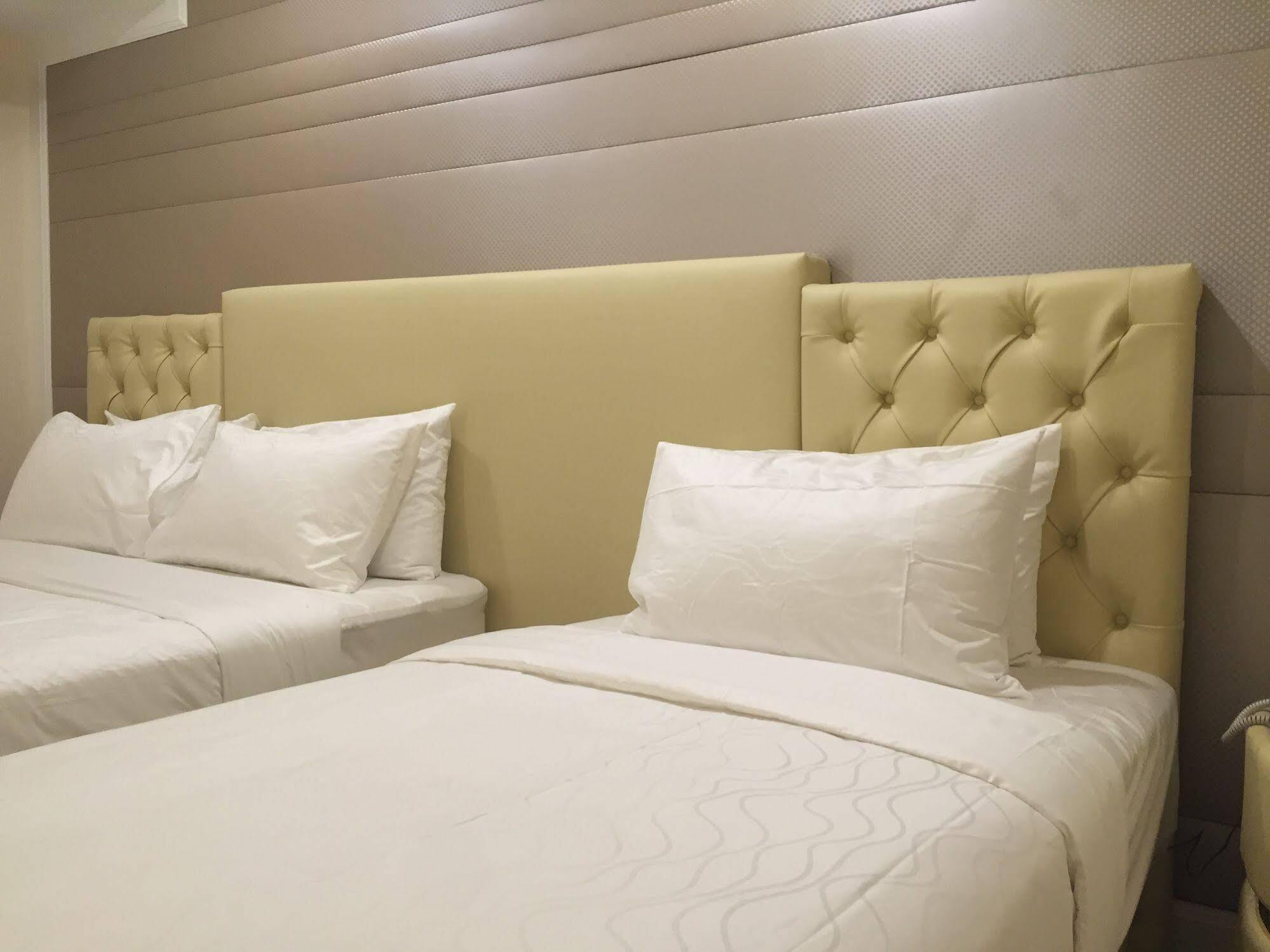 Ritzton Hotel Johor Bahru Extérieur photo