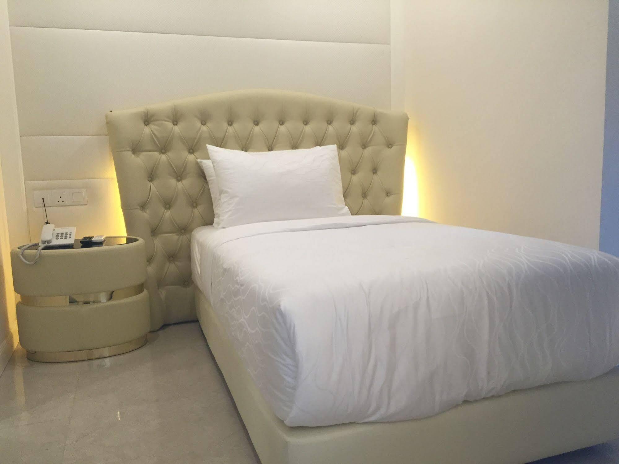 Ritzton Hotel Johor Bahru Extérieur photo